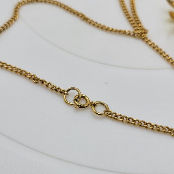 Yellow Daisy Flower Pendant Necklace Gold Tone Chain Enamel Fashion Accessories - Picture 8 of 12